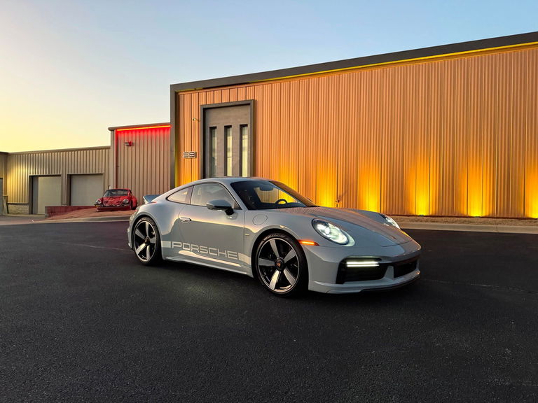 Porsche 992 Sport Classic
