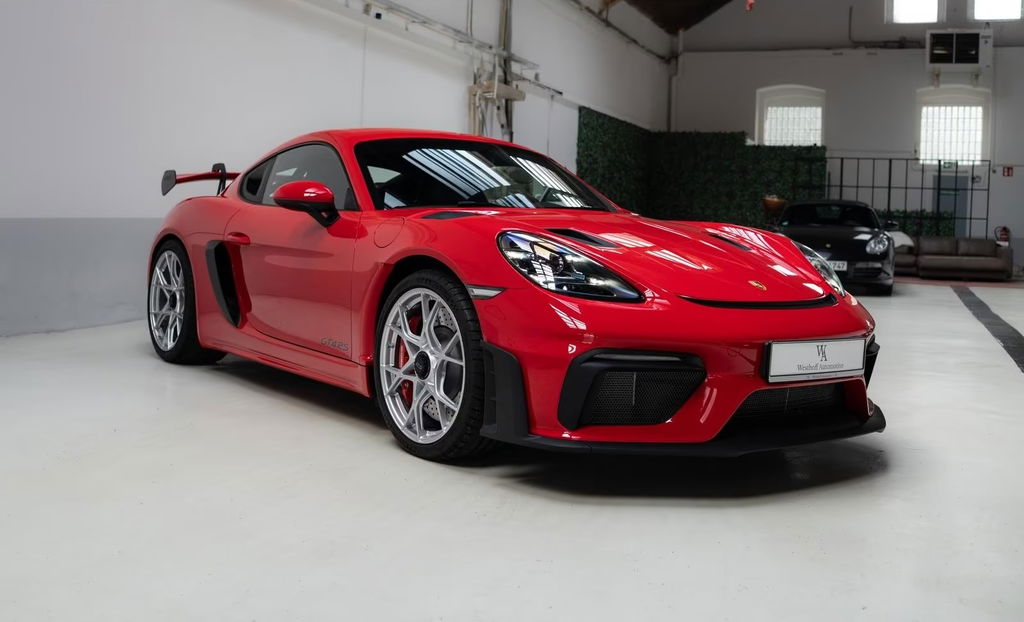 Porsche 718 Cayman GT4 RS