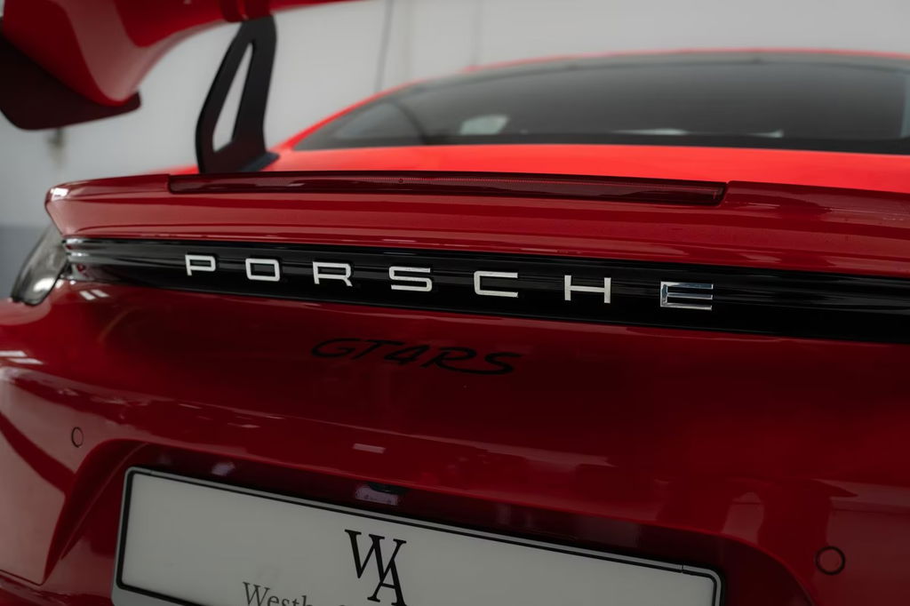 Porsche 718 Cayman GT4 RS