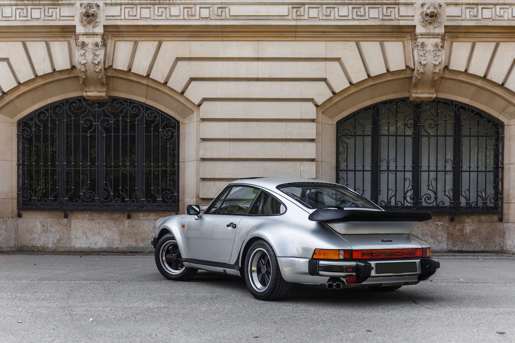 Porsche 911 Turbo 3.3