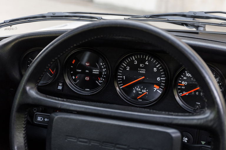 Porsche 911 Turbo 3.3