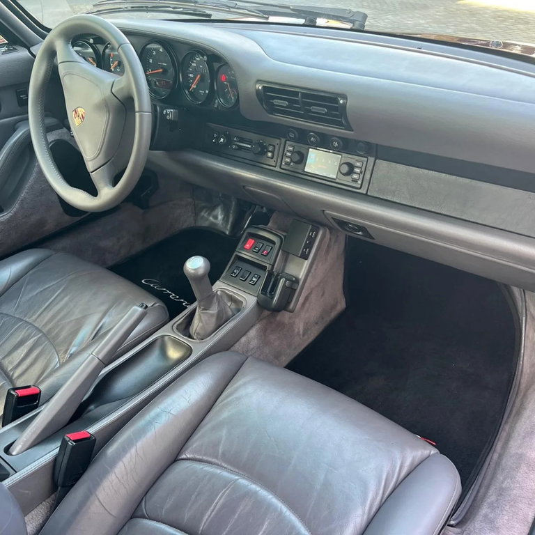 Porsche 993 Carrera 4S