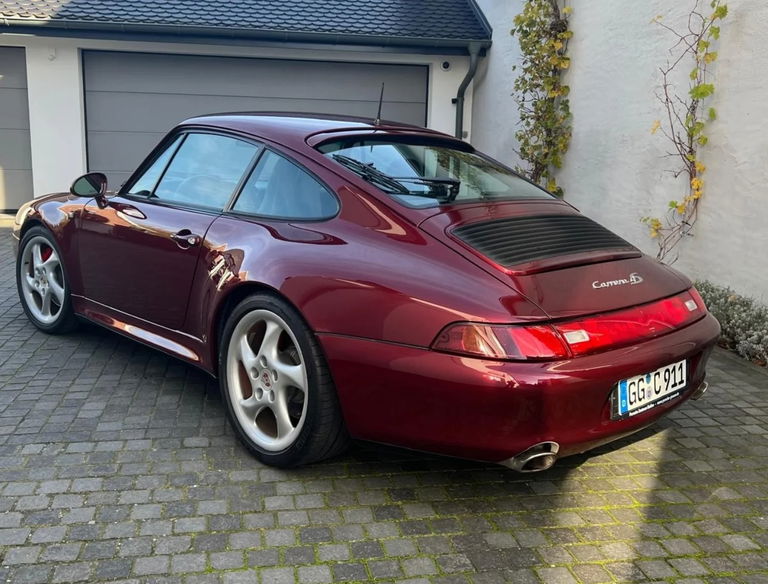 Porsche 993 Carrera 4S
