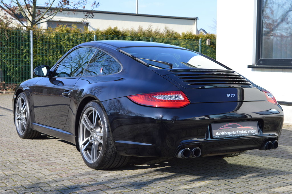 Porsche 997.2 Carrera Black Edition