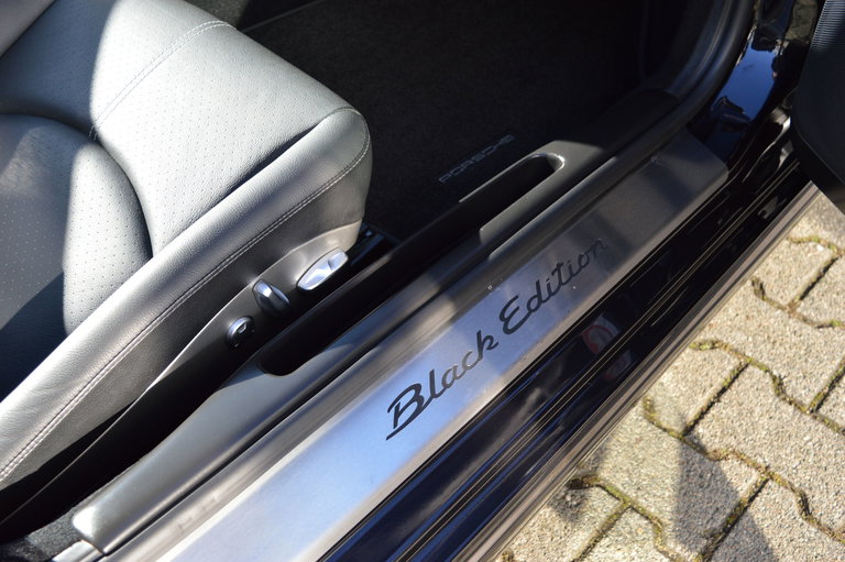 Porsche 997.2 Carrera Black Edition