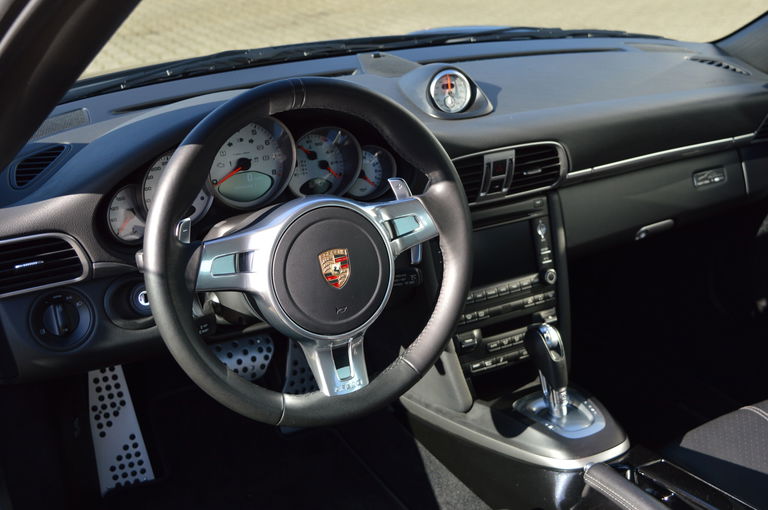 Porsche 997.2 Carrera Black Edition