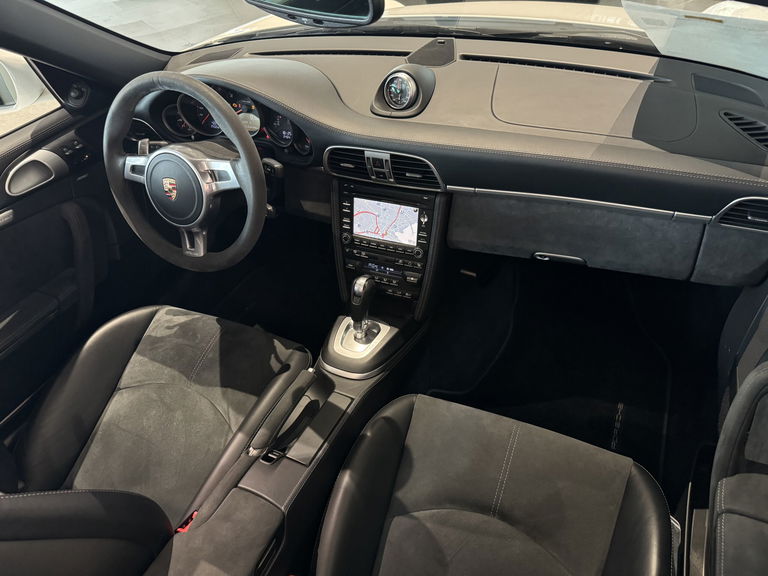 Porsche 997.2 Carrera 4 GTS