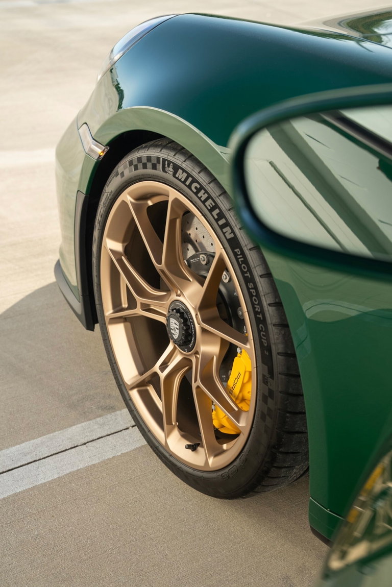 Porsche 992 GT3 Touring