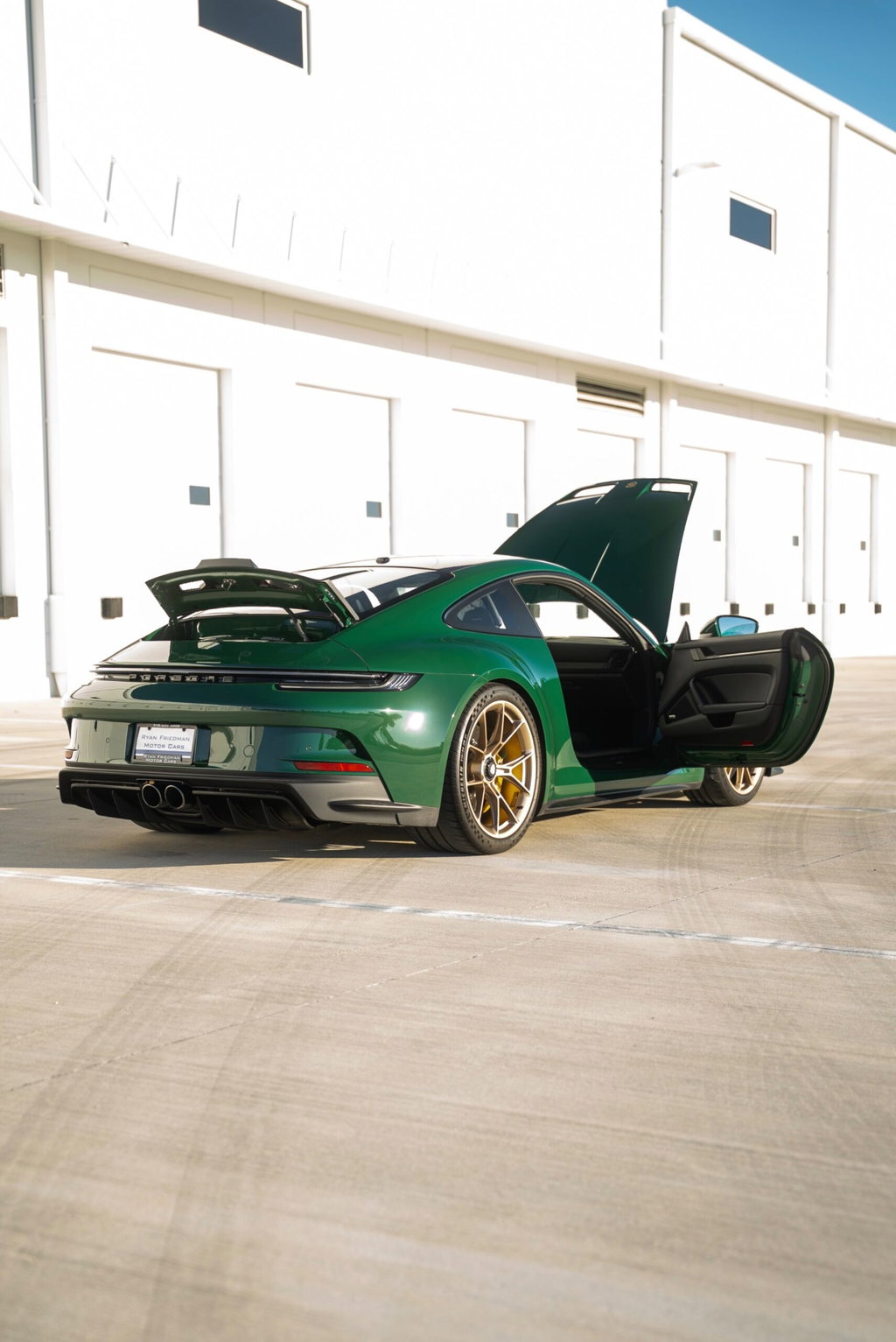 Porsche 992 GT3 Touring