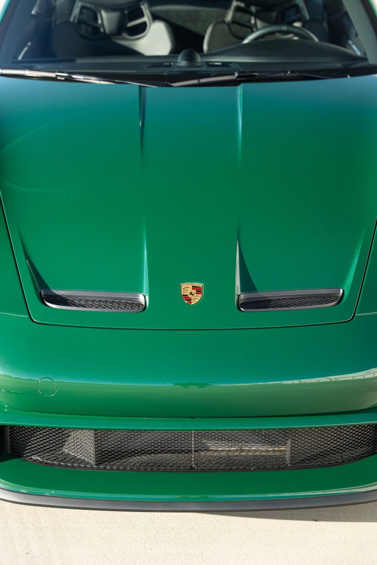 Porsche 992 GT3 Touring