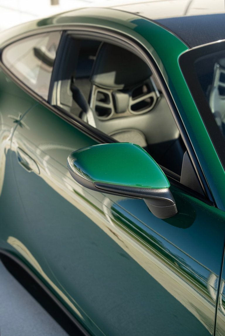 Porsche 992 GT3 Touring