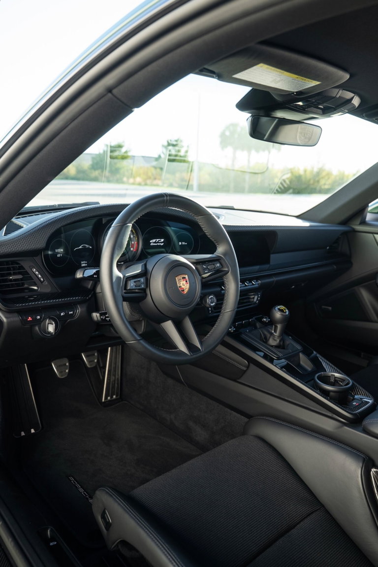 Porsche 992 GT3 Touring