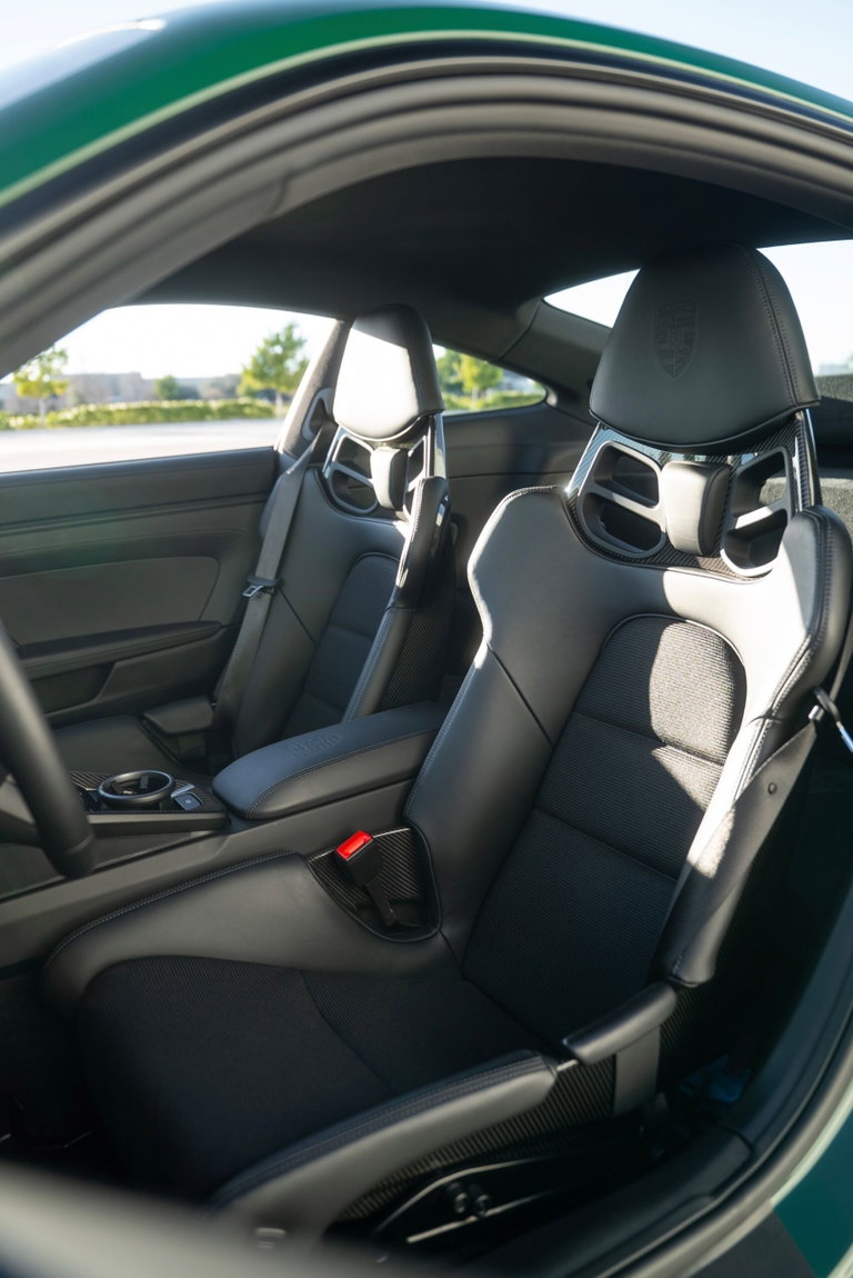 Porsche 992 GT3 Touring