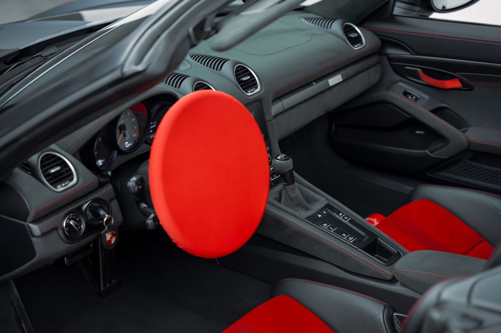 Porsche 718 Spyder RS