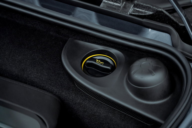 Porsche 718 Spyder RS