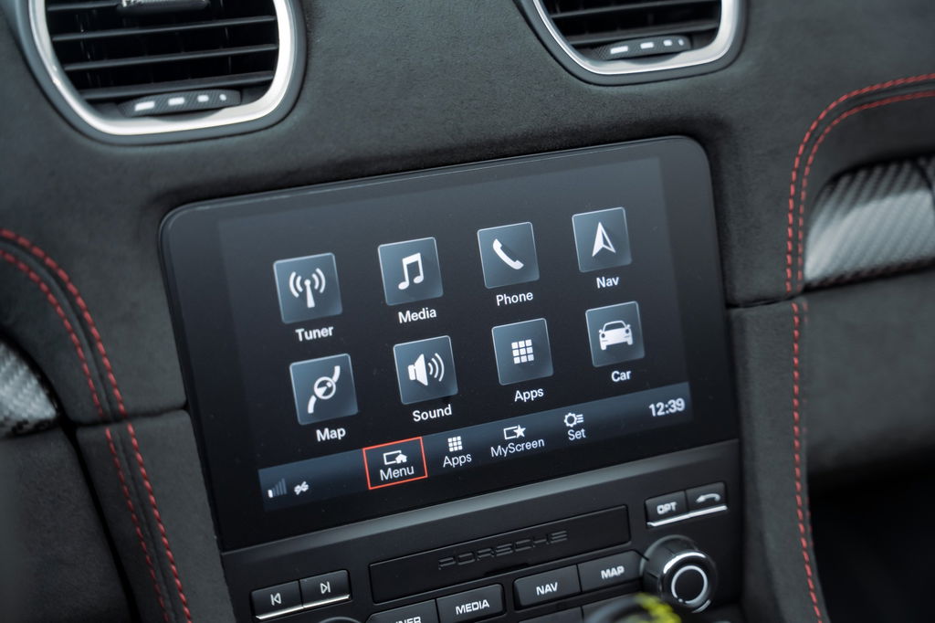 Porsche 718 Spyder RS