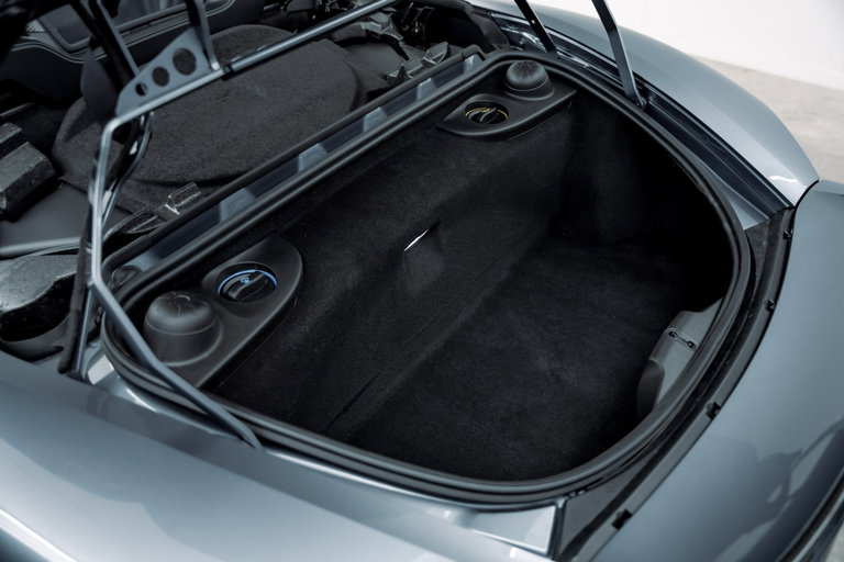 Porsche 718 Spyder RS