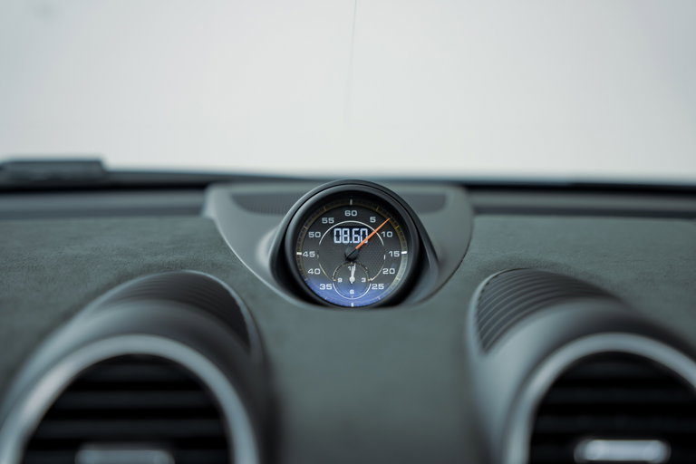 Porsche 718 Spyder RS