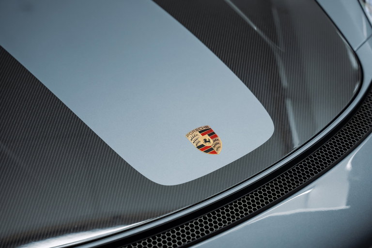 Porsche 718 Spyder RS