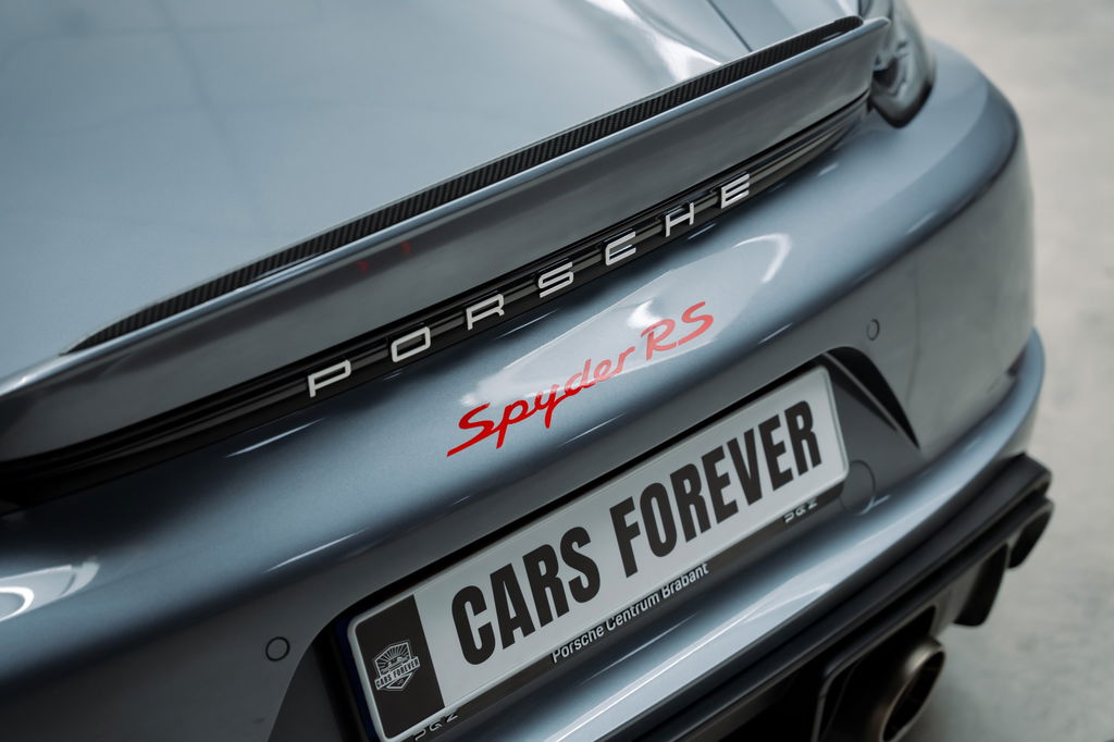 Porsche 718 Spyder RS