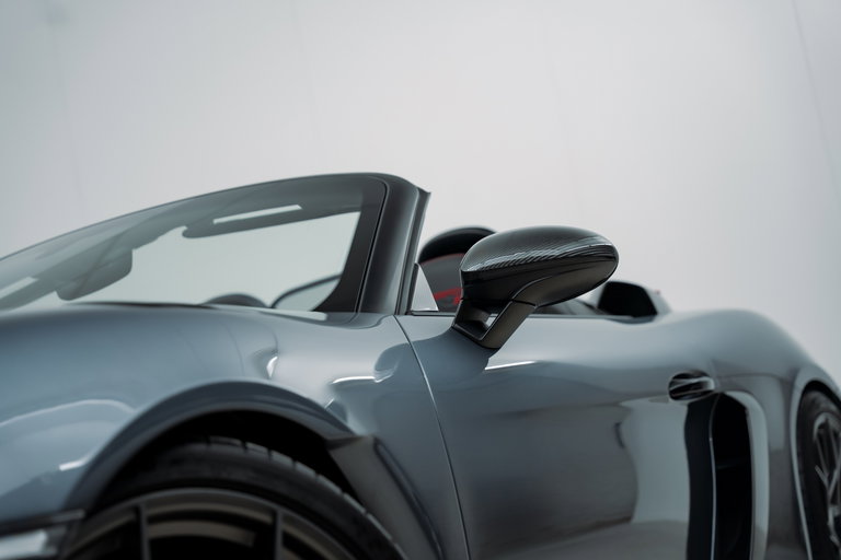 Porsche 718 Spyder RS