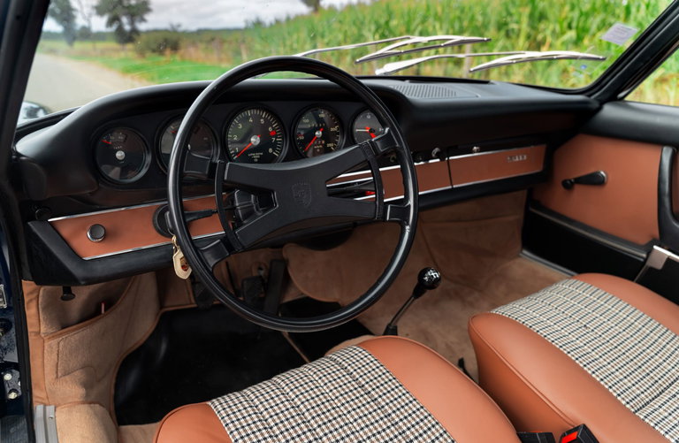 Porsche 911 T