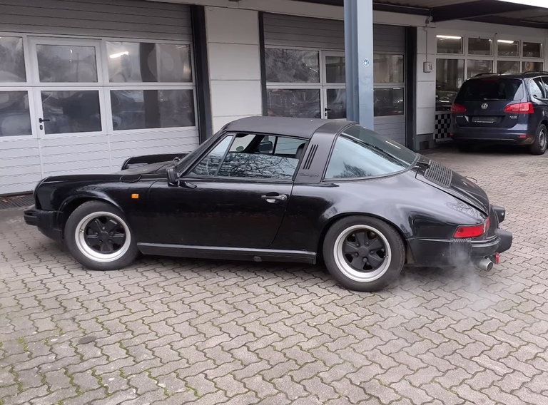 Porsche 911 Carrera 3.2