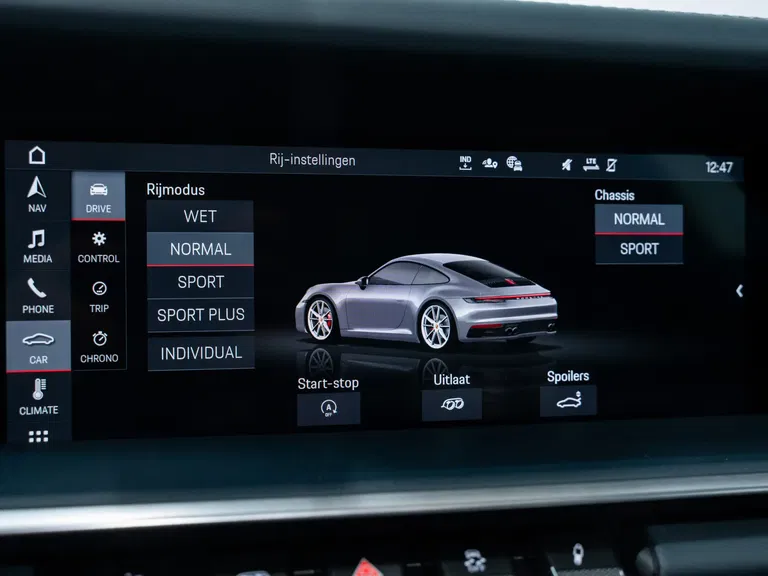 Porsche 992 Carrera 4S