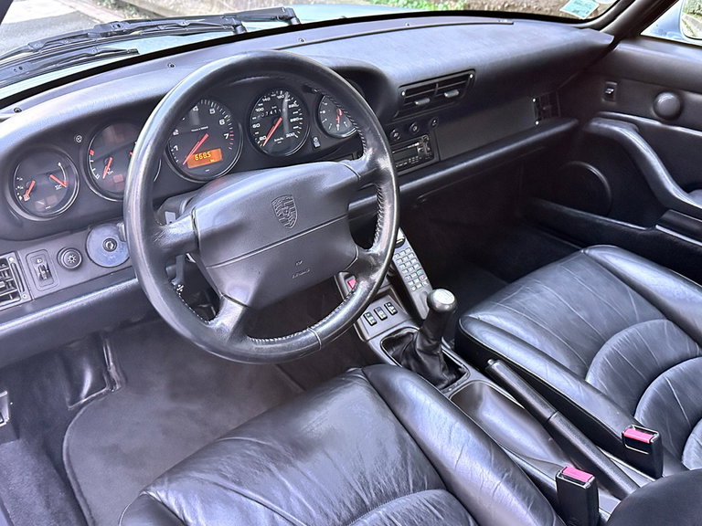 Porsche 993 Carrera 4