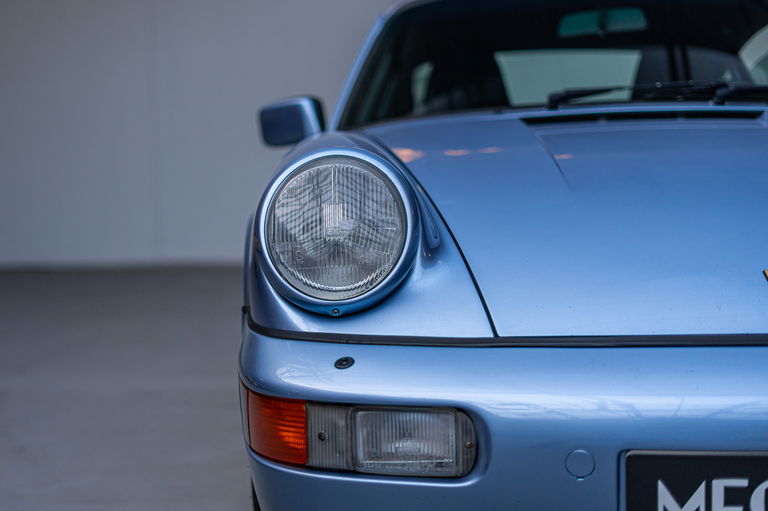 Porsche 964 Carrera 4