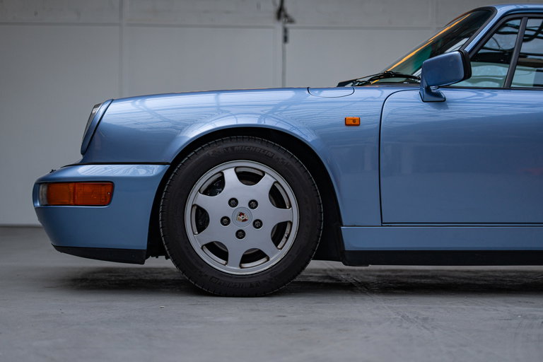 Porsche 964 Carrera 4