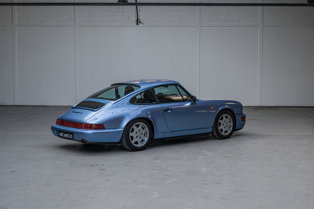 Porsche 964 Carrera 4