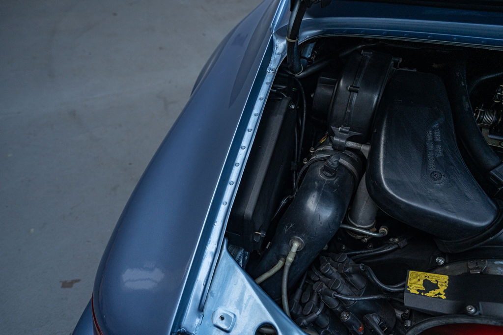 Porsche 964 Carrera 4