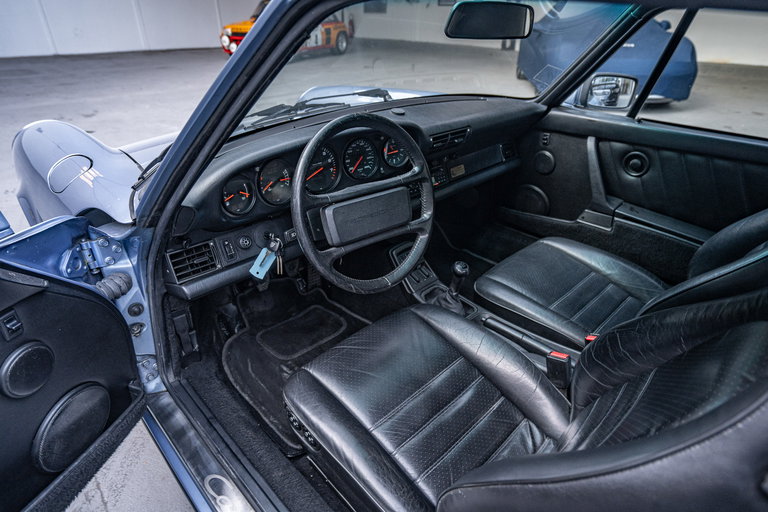 Porsche 964 Carrera 4