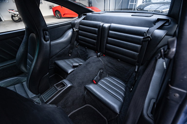 Porsche 964 Carrera 4