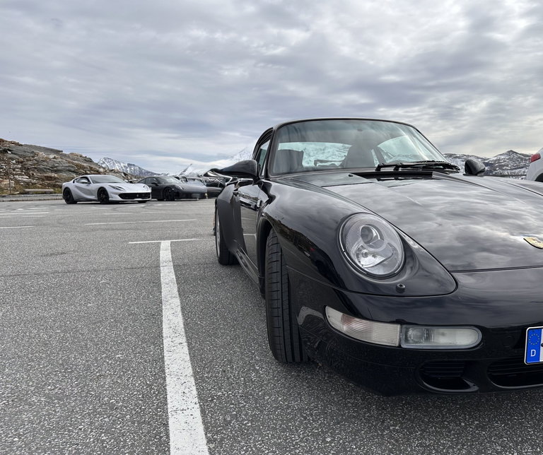 Porsche 993 Carrera 4S
