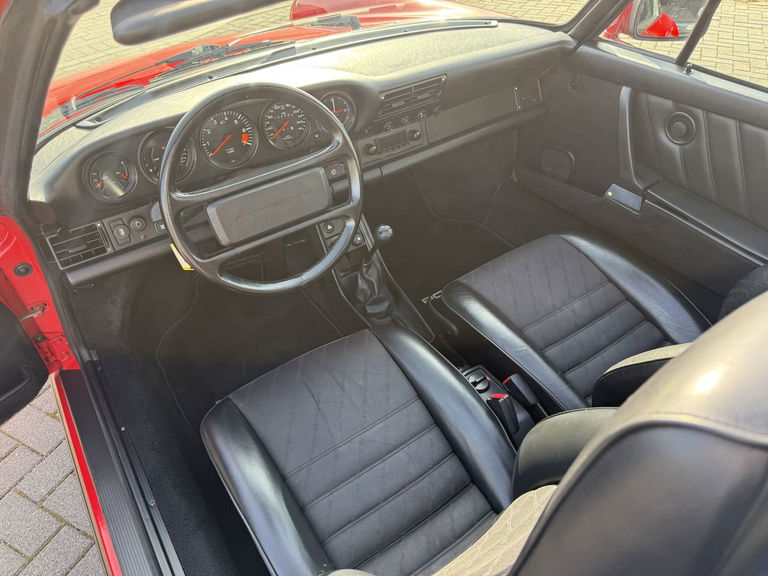 Porsche 911 Carrera 3.2