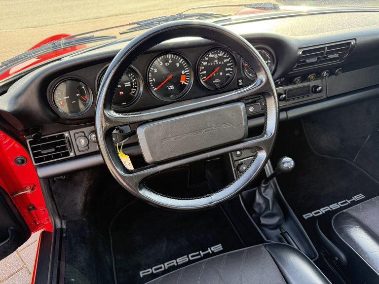 Porsche 911 Carrera 3.2