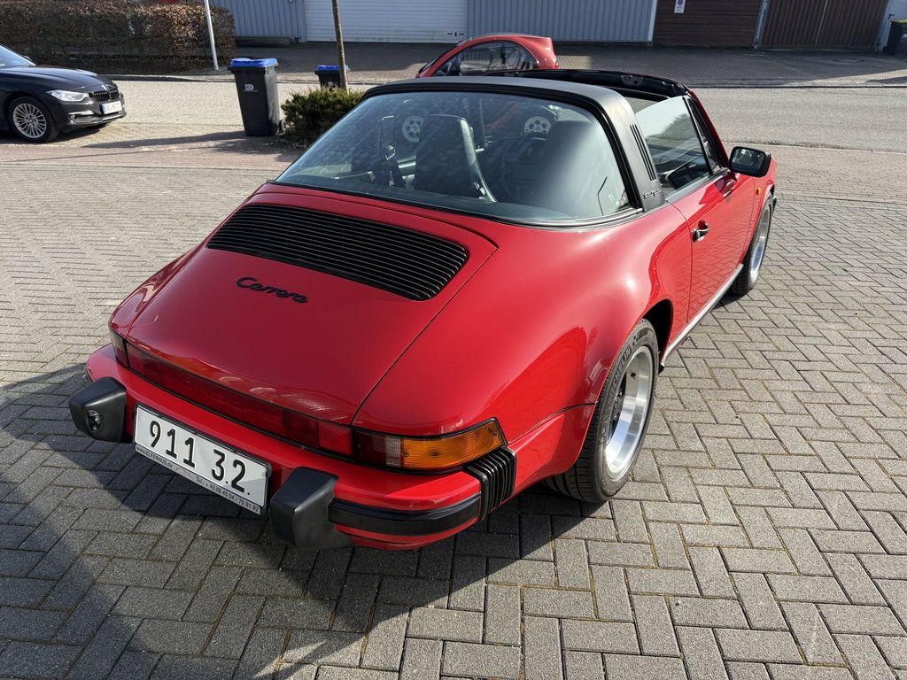 Porsche 911 Carrera 3.2