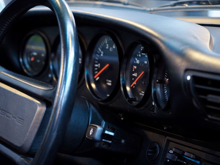 Porsche 911 Carrera 3.2