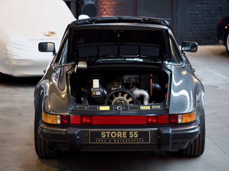 Porsche 911 Carrera 3.2