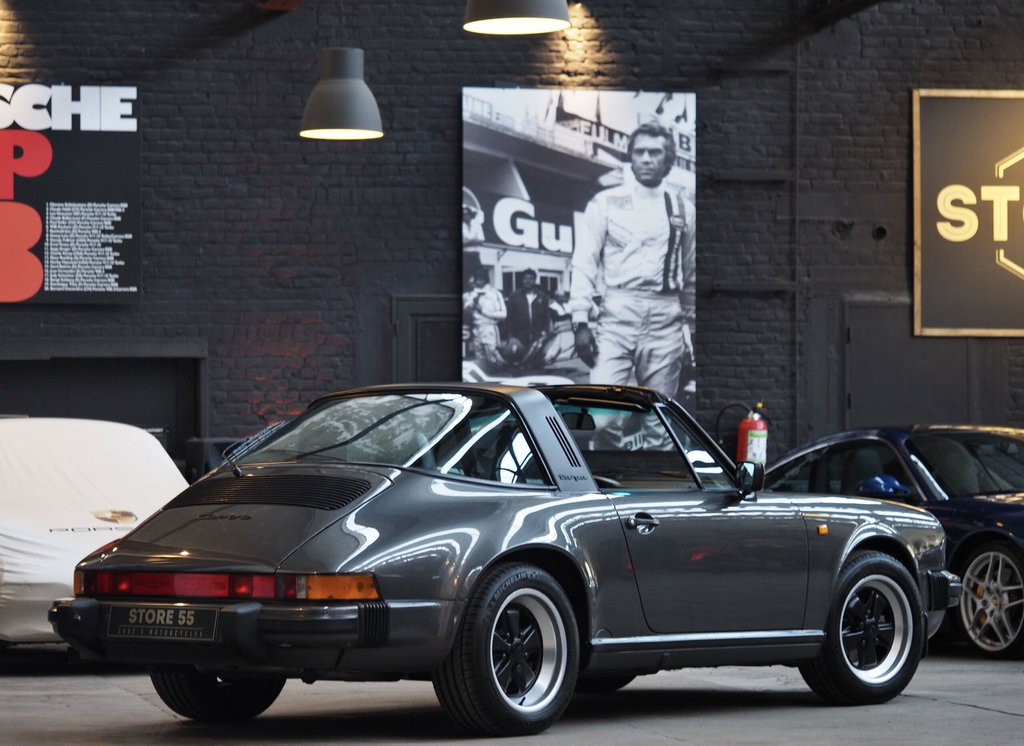 Porsche 911 Carrera 3.2