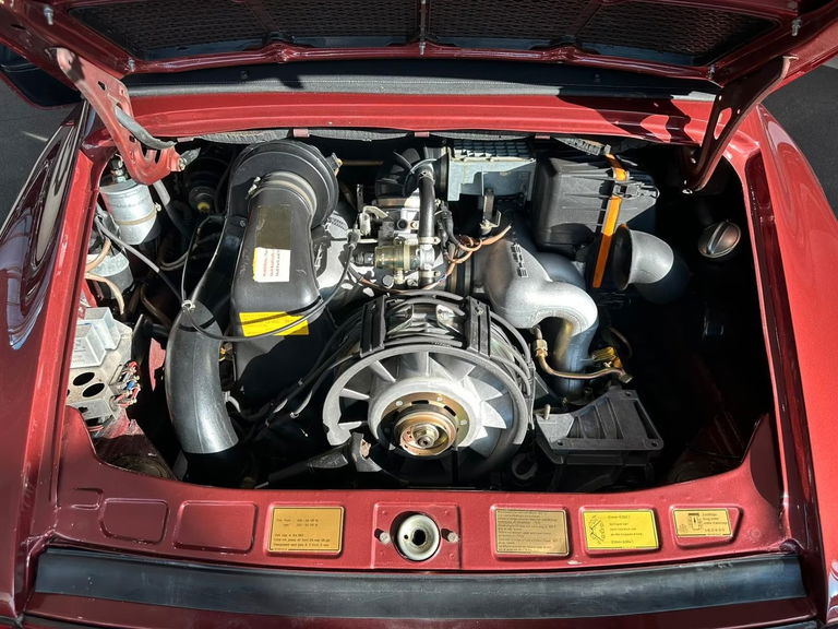 Porsche 911 Carrera 3.2