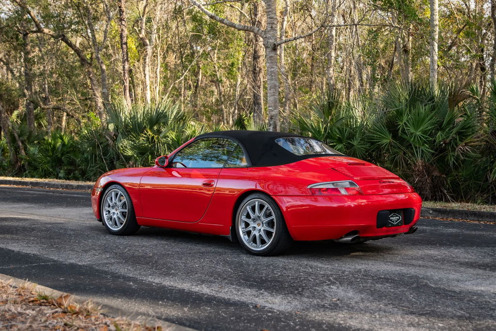 Porsche 996 Carrera