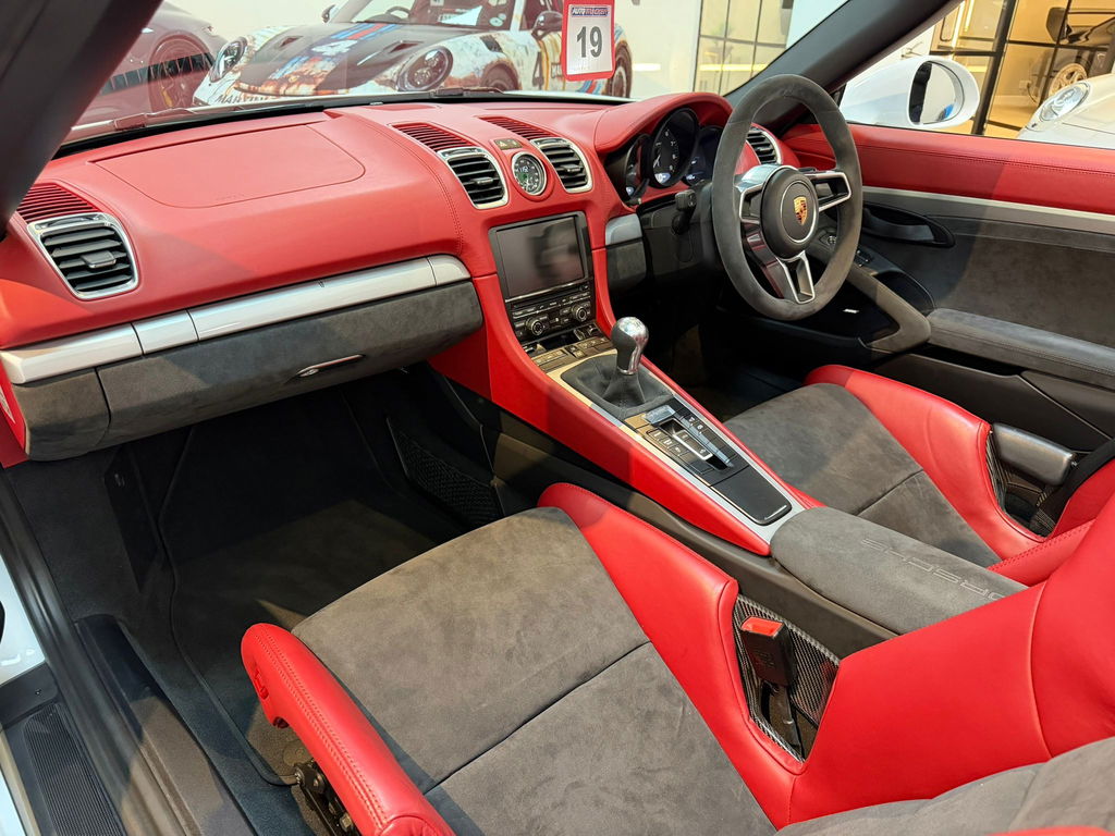 Porsche 981 Boxster Spyder