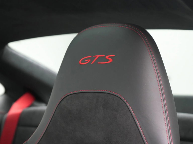 Porsche 991.2 Carrera 4 GTS