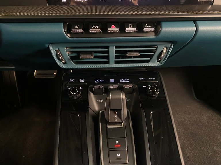 Porsche 992.2 Carrera GTS