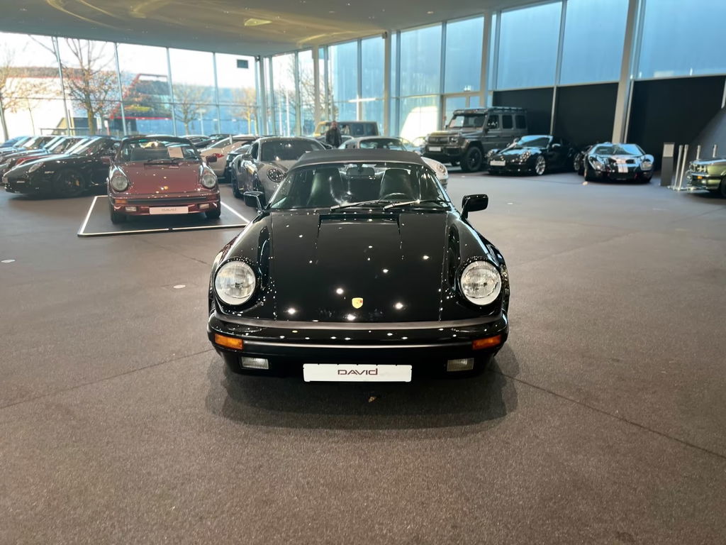 Porsche 911 Carrera 3.2 Speedster