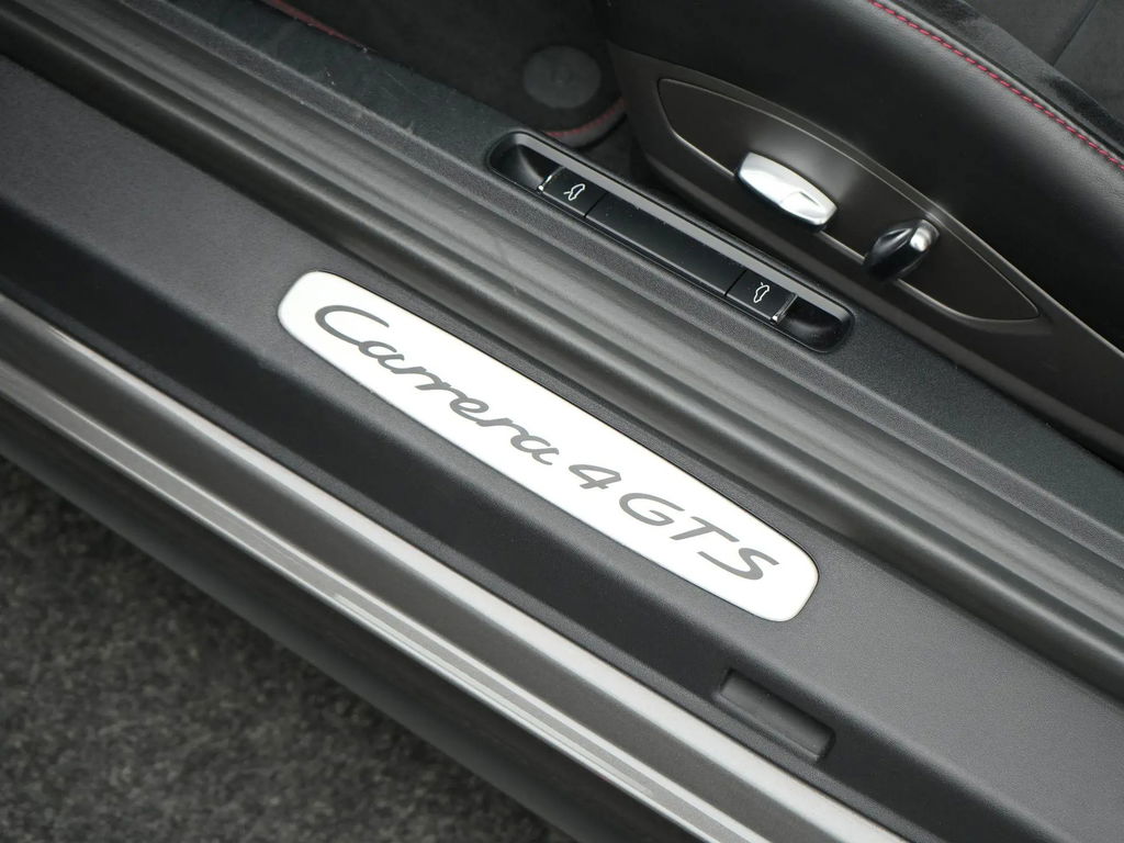 Porsche 991.2 Carrera 4 GTS