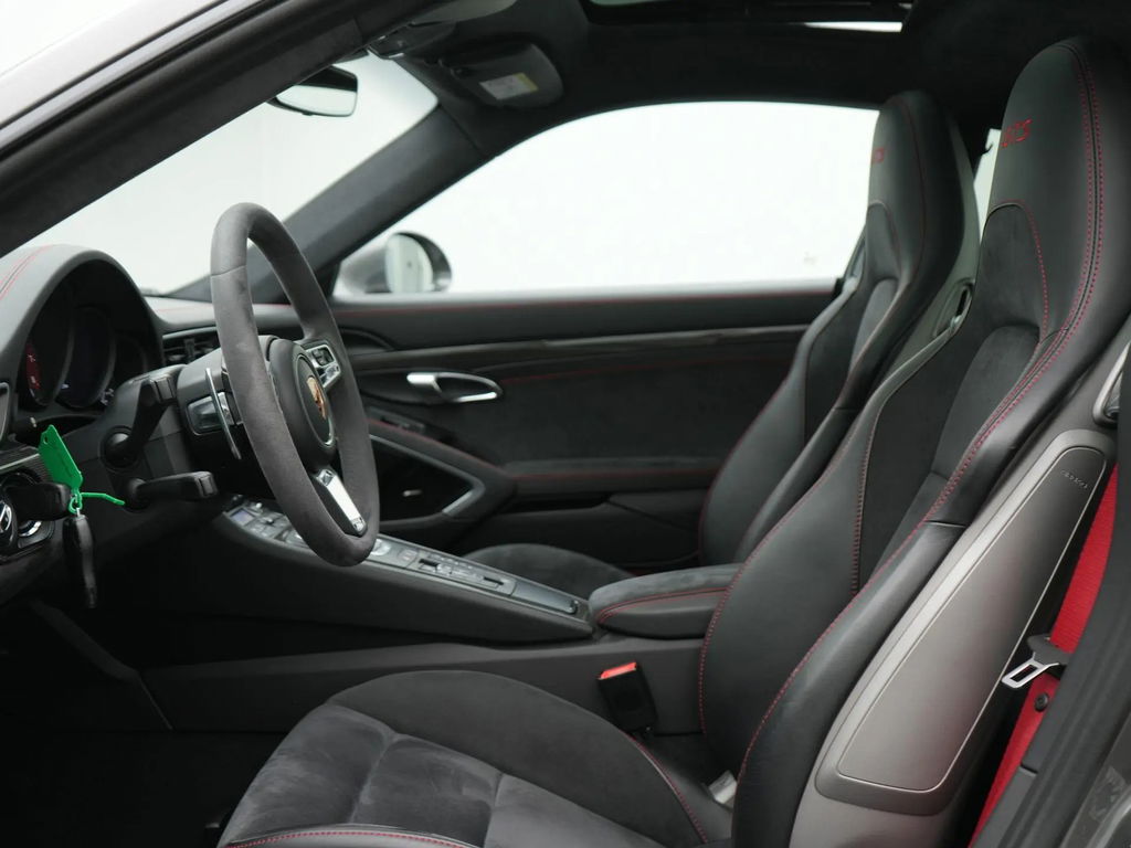 Porsche 991.2 Carrera 4 GTS